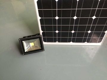 Alumínio conduzido solar de 10 luzes de inundação da segurança do watt que funde o ângulo de feixe de 180 graus